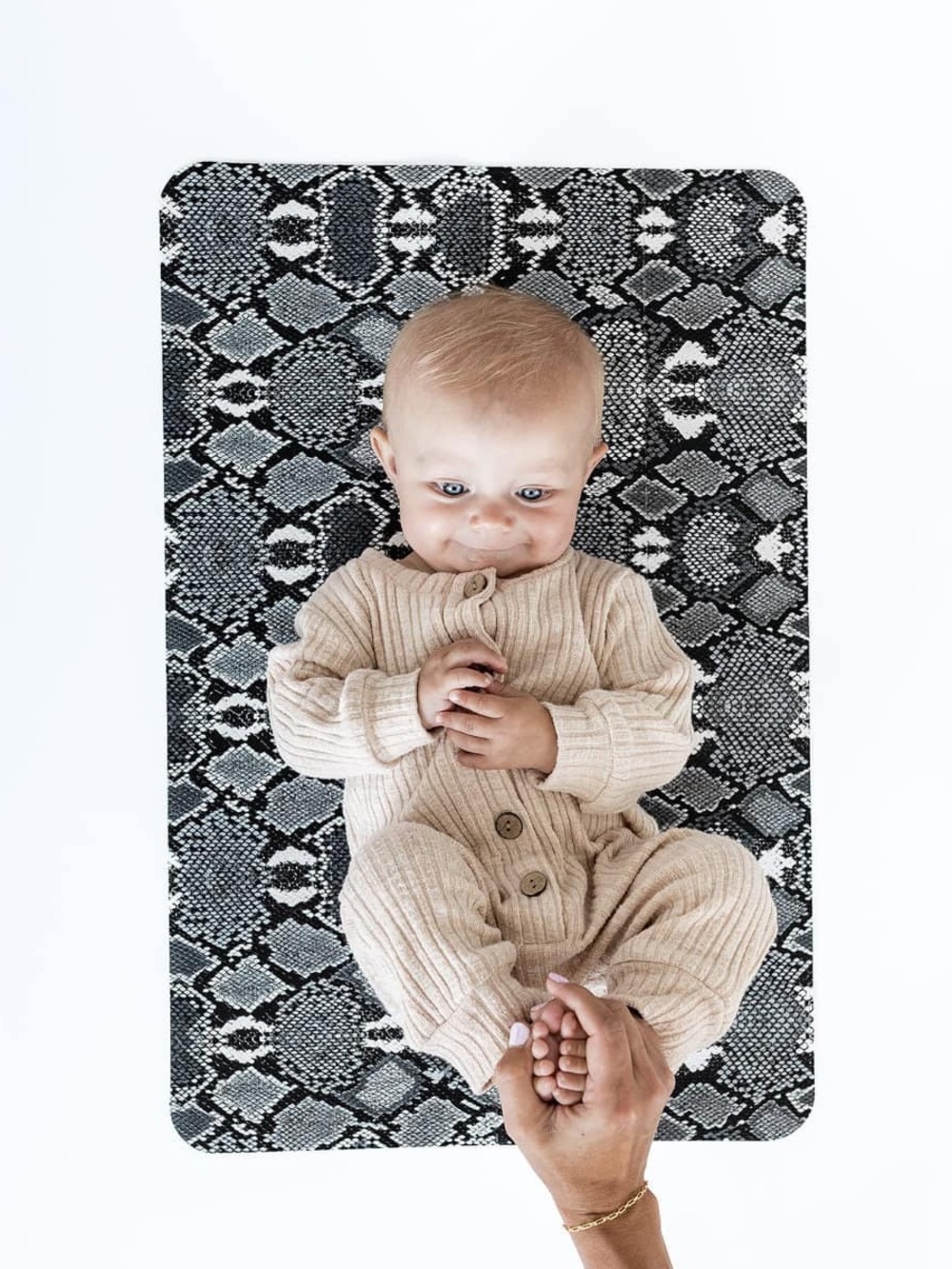 Tush Baby Changing Pad - Python Print